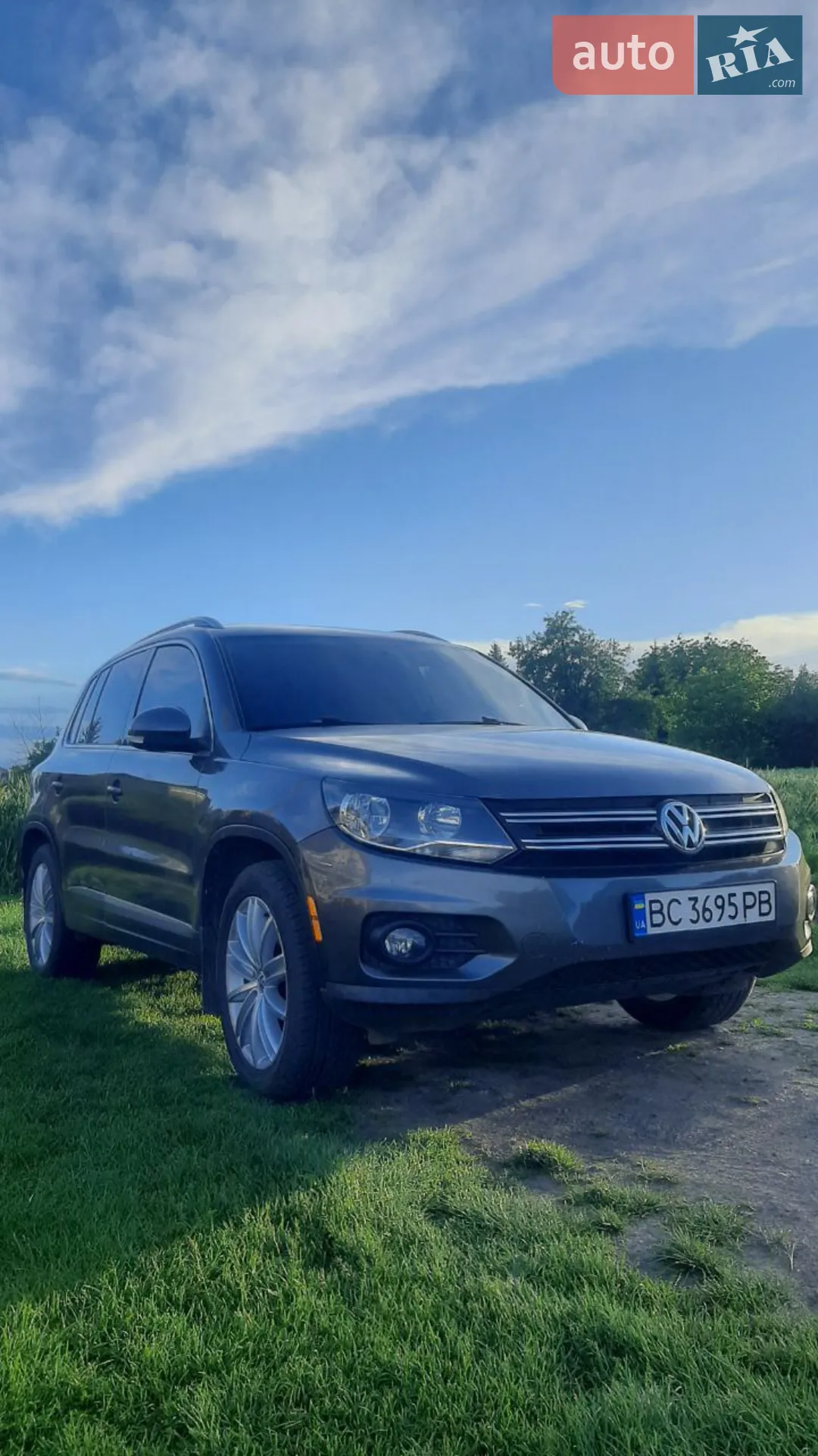 Volkswagen Tiguan, 2011