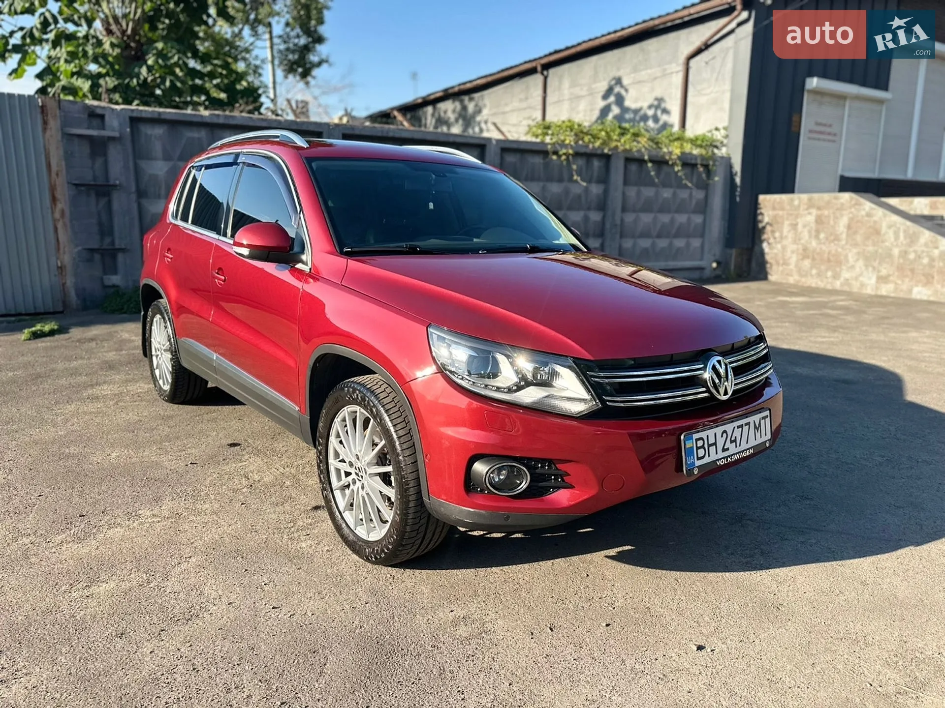 Volkswagen Tiguan, 2011