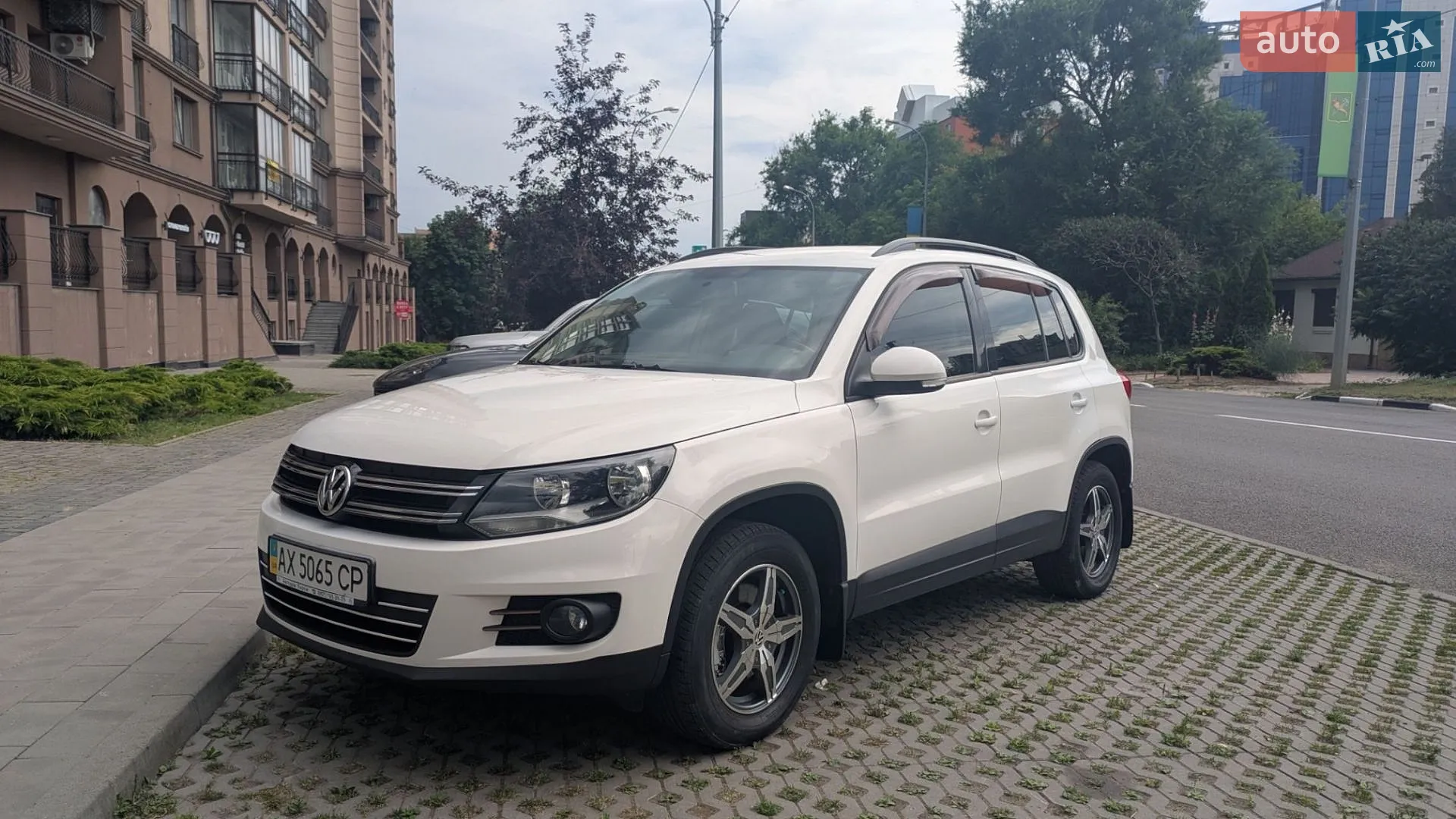 Volkswagen Tiguan, 2012