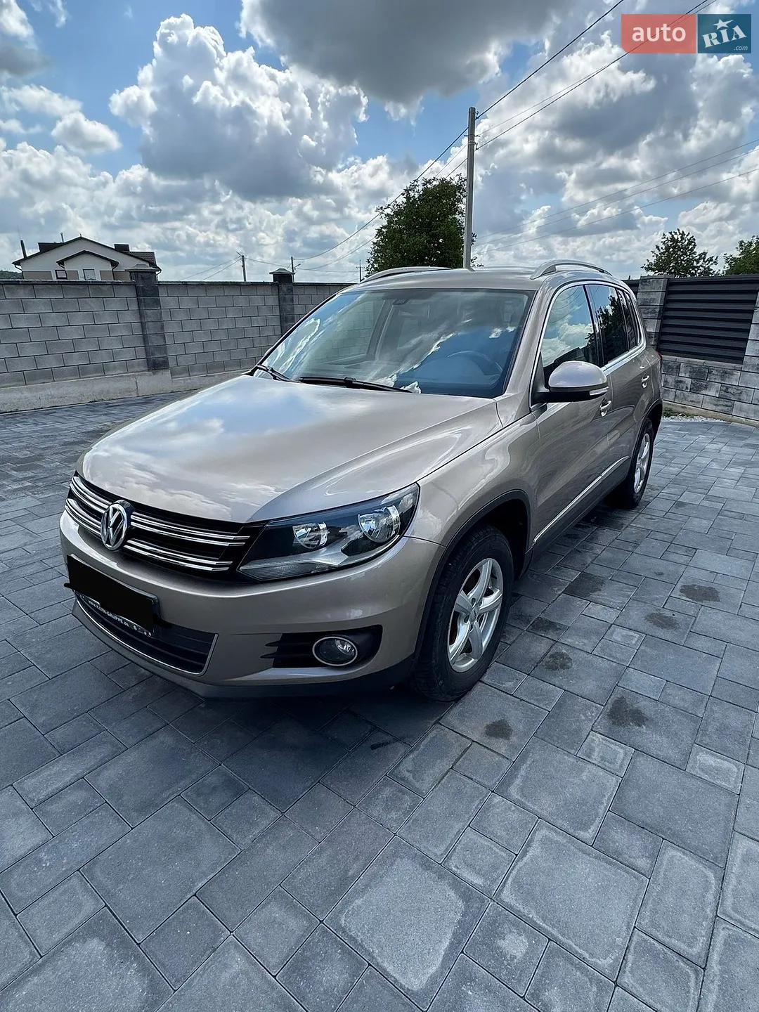 Volkswagen Tiguan, 2012