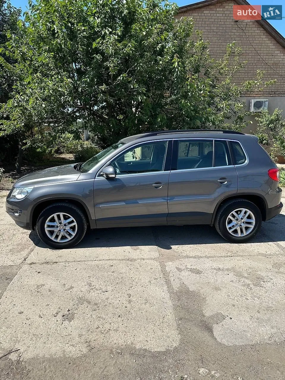Volkswagen Tiguan, 2010