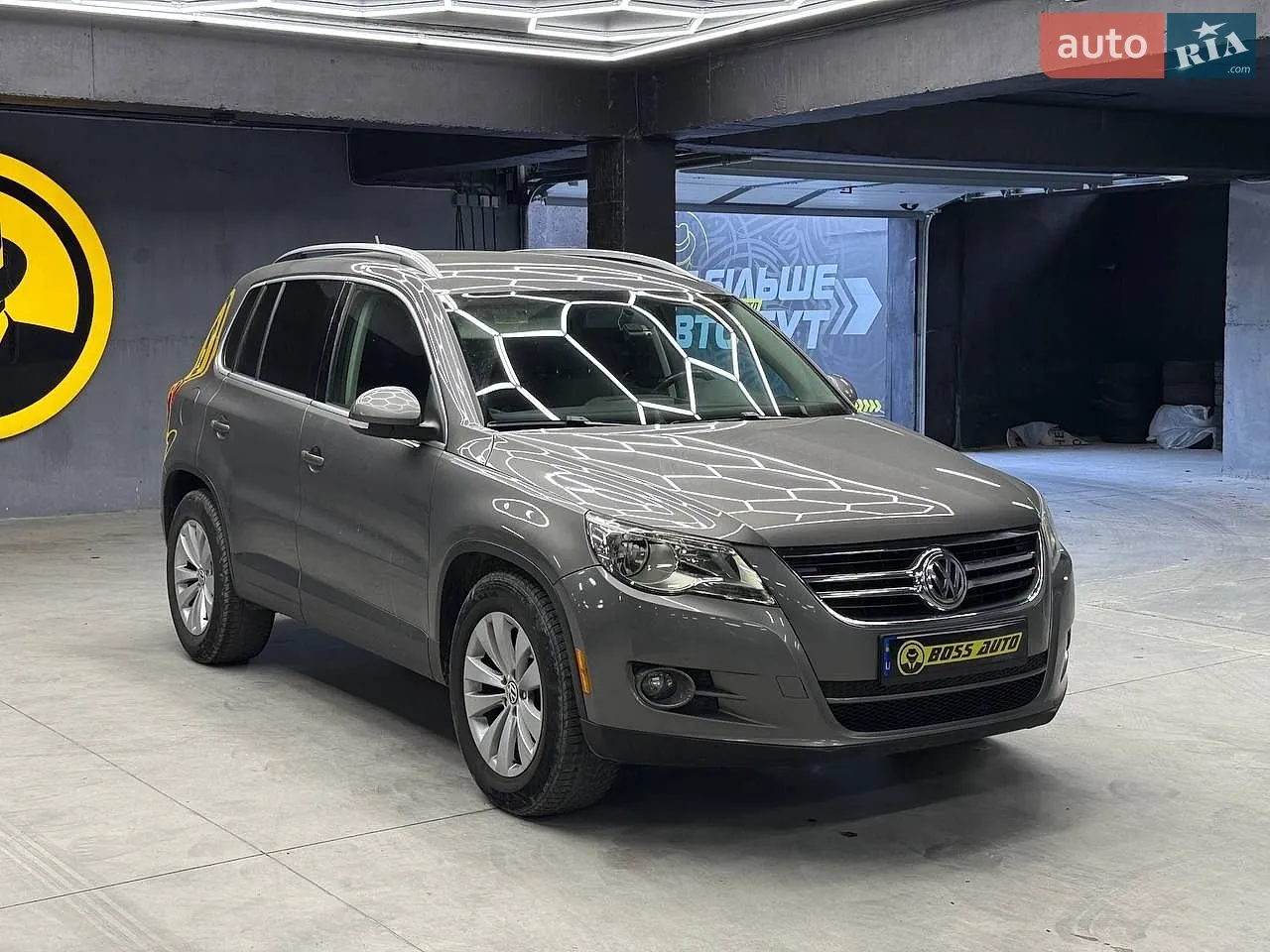 Volkswagen Tiguan, 2010