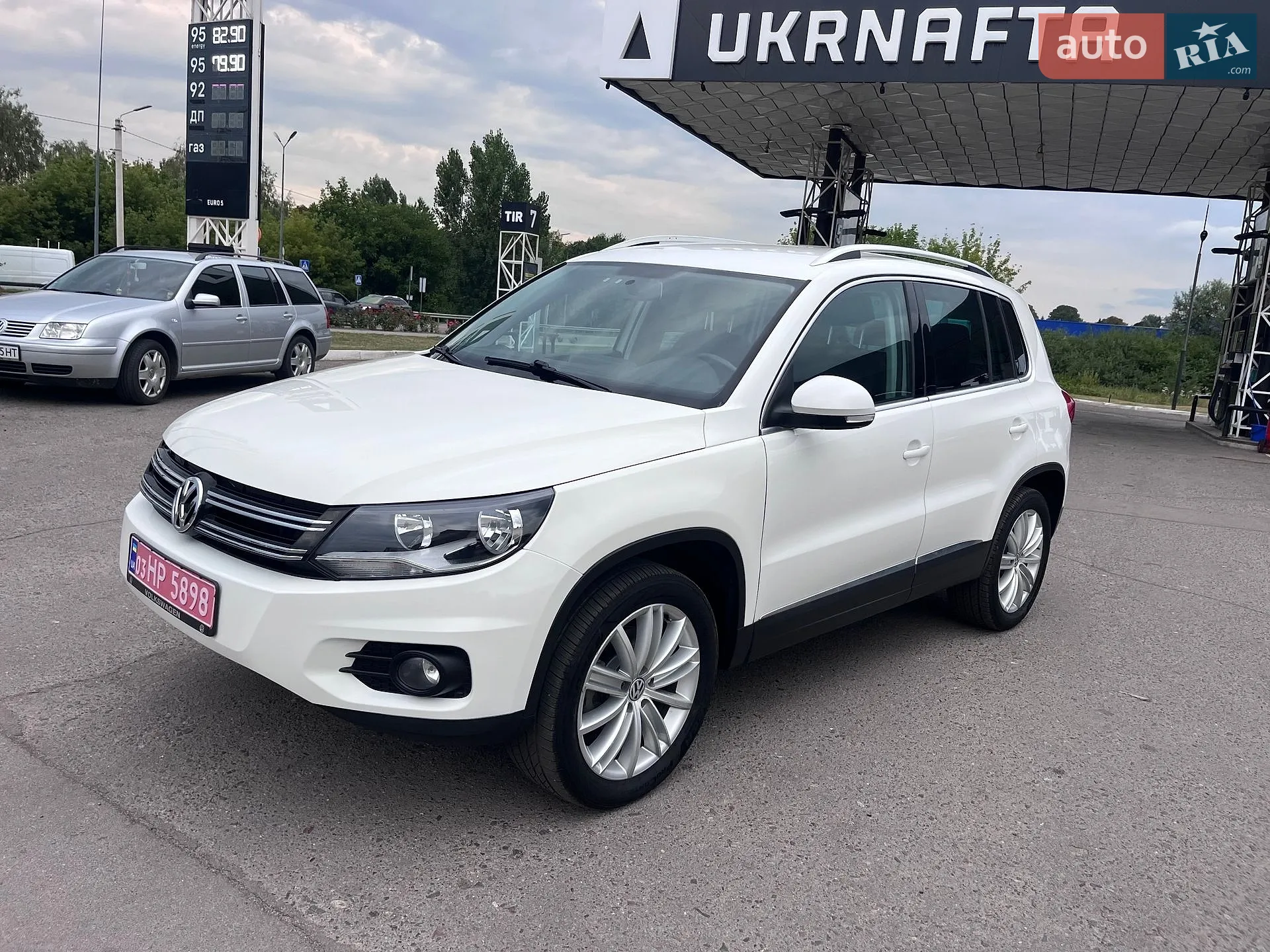 Volkswagen Tiguan, 2012