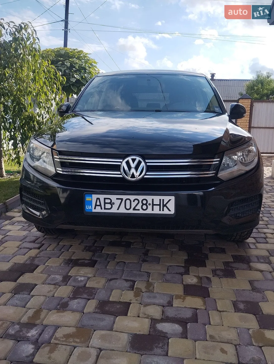 Volkswagen Tiguan, 2011