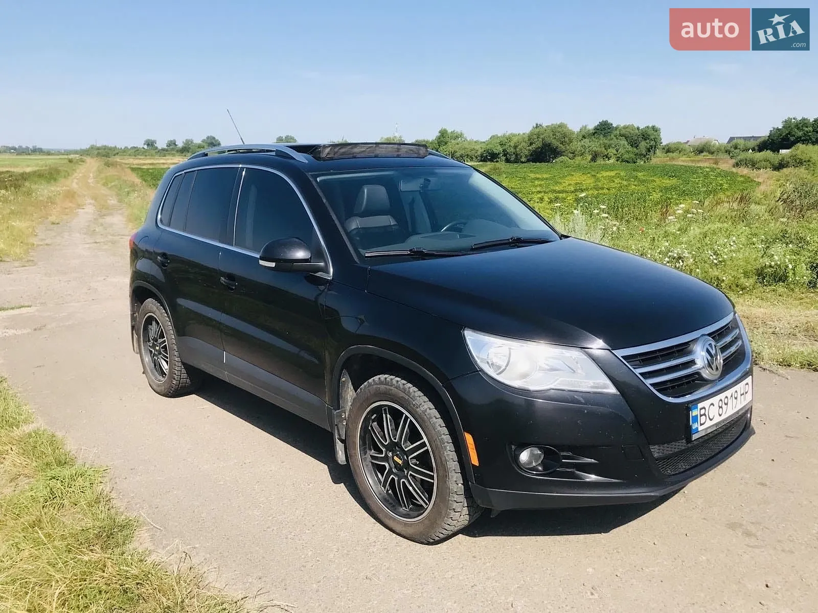 Volkswagen Tiguan, 2010