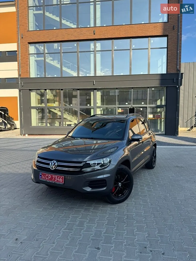 Volkswagen Tiguan, 2015