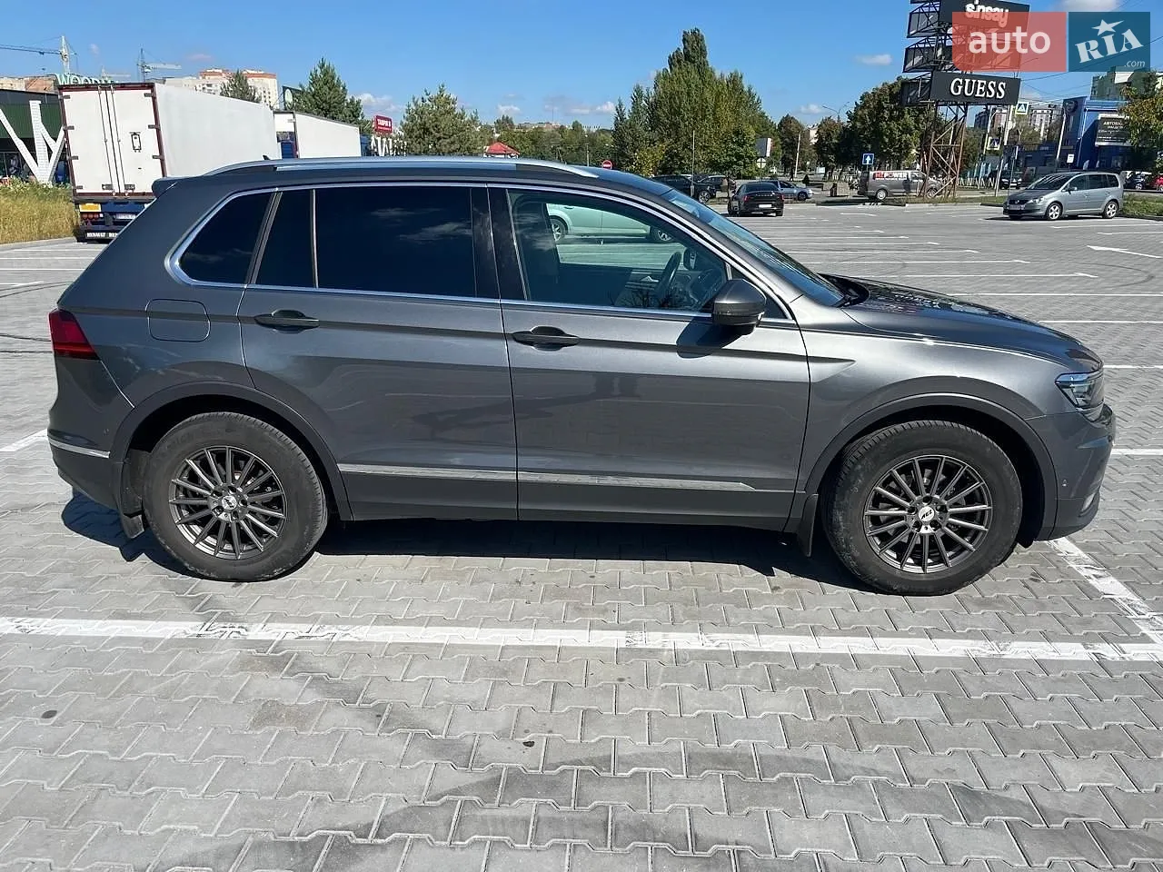 Volkswagen Tiguan, 2020