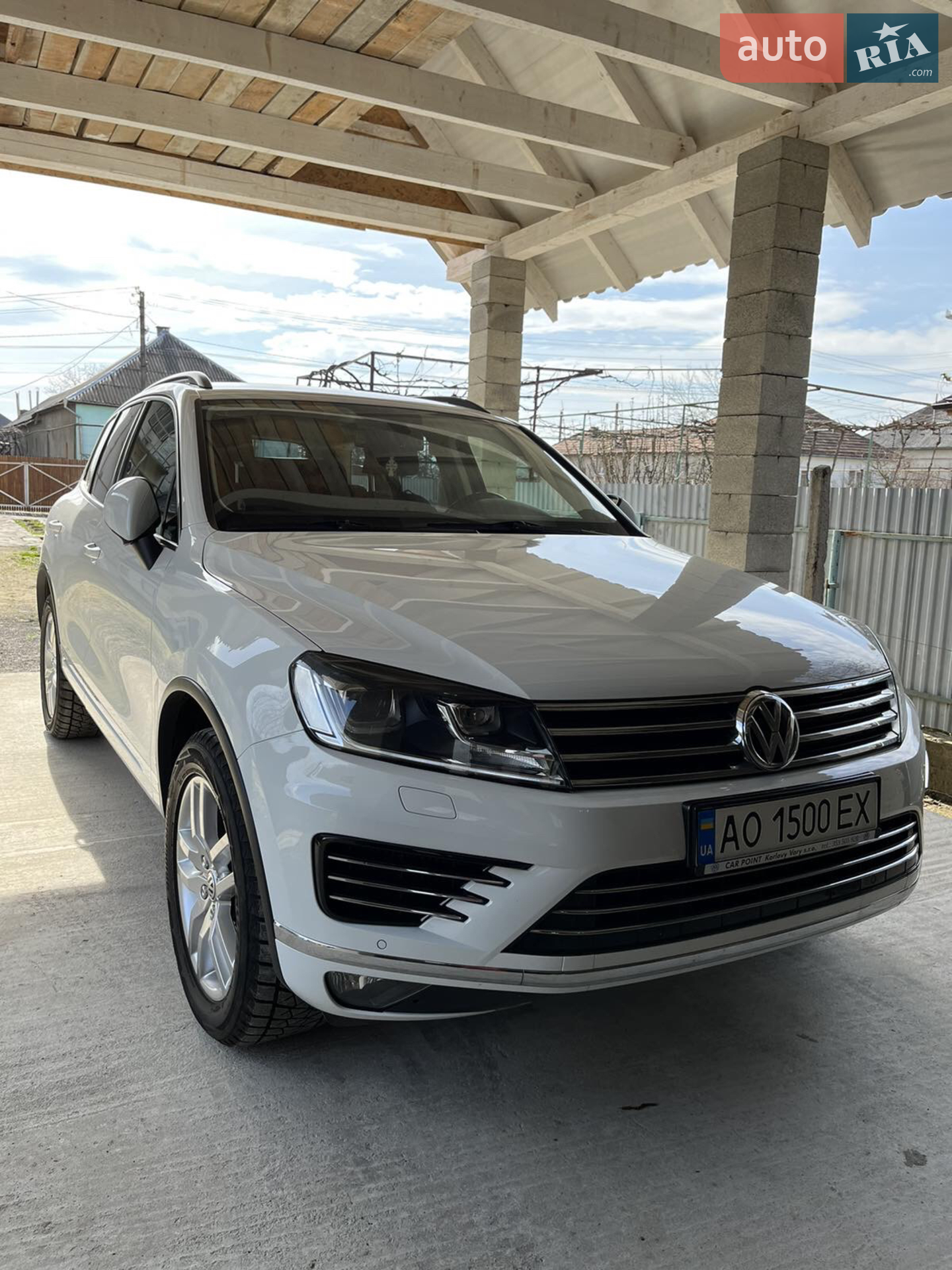 Volkswagen Touareg 2015 — 1