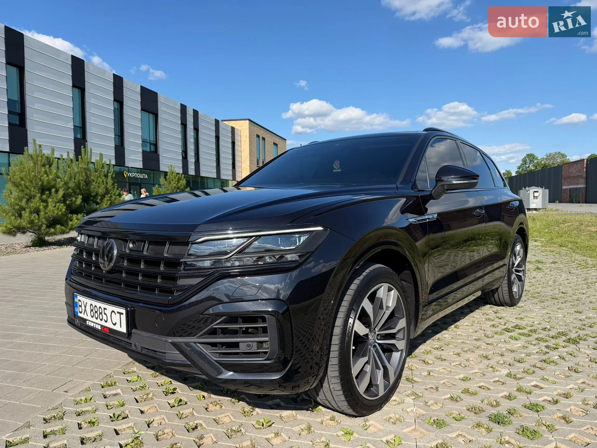 Volkswagen Touareg 2018 — 1