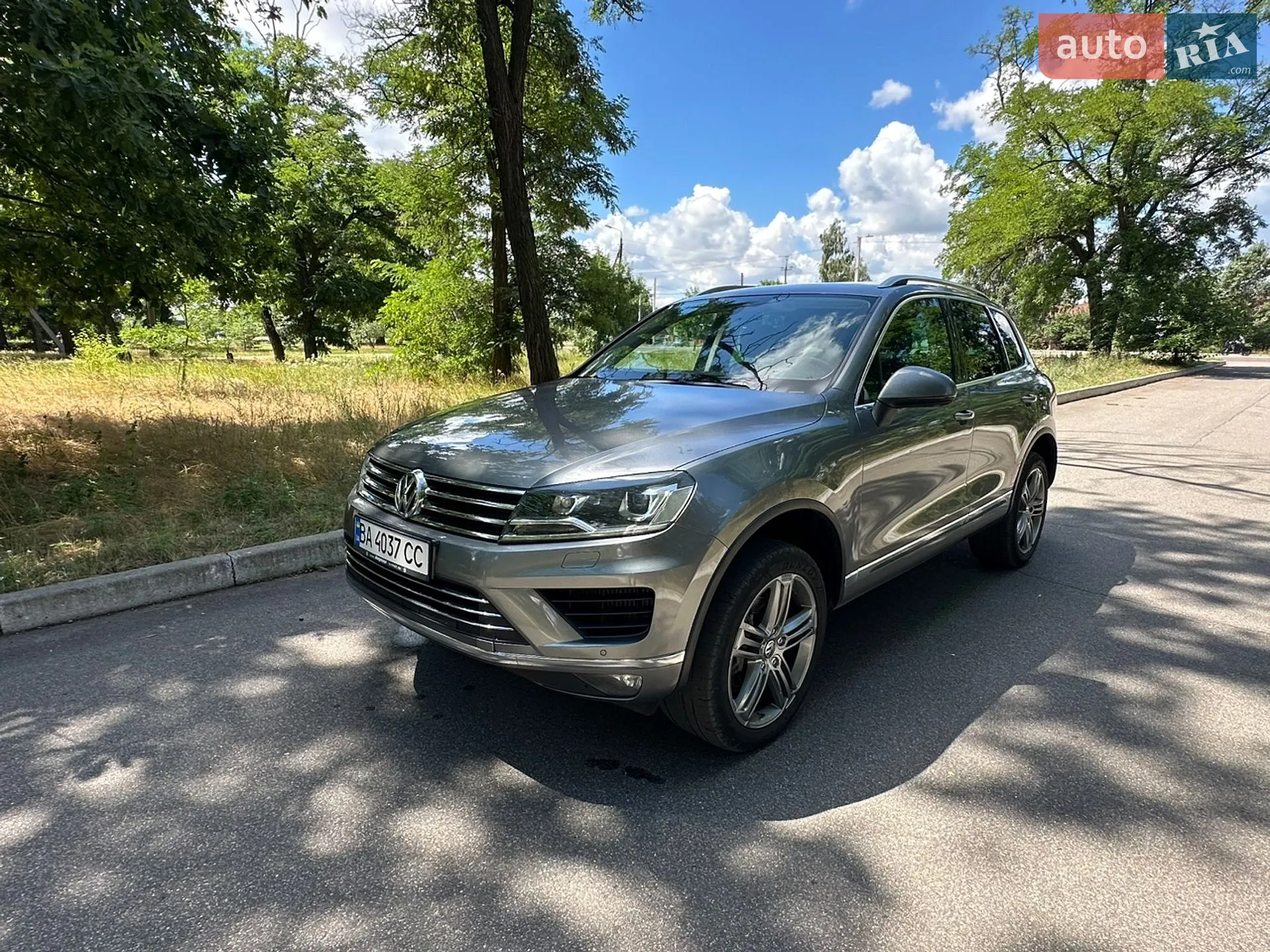 Volkswagen Touareg, 2015