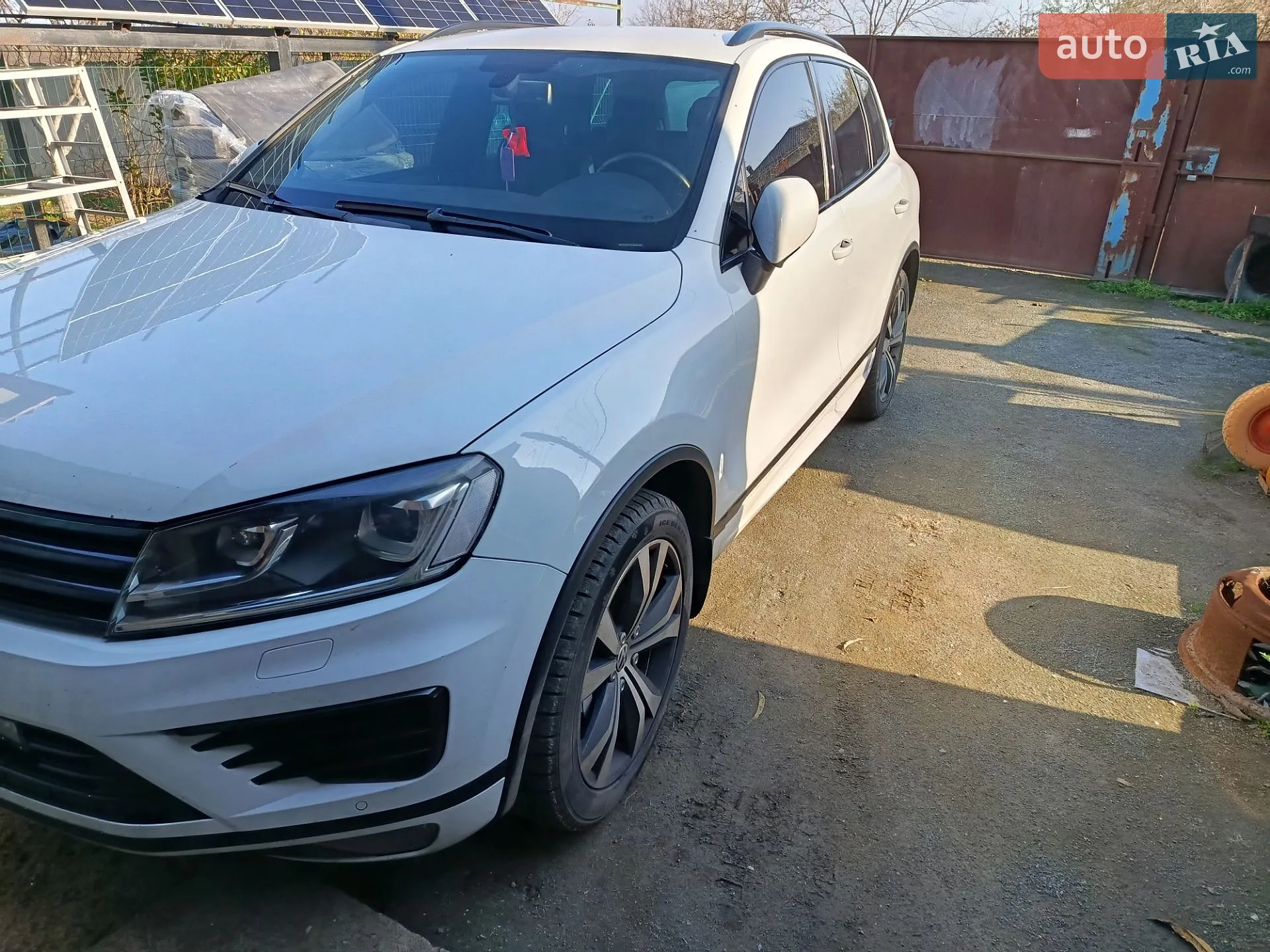 Volkswagen Touareg, 2015