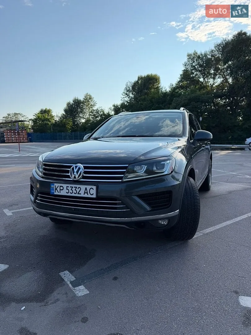 Volkswagen Touareg 2014 — 1