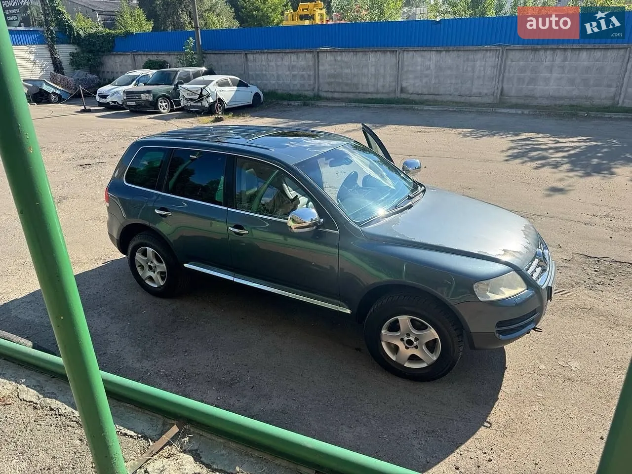 Volkswagen Touareg 2004 — 1
