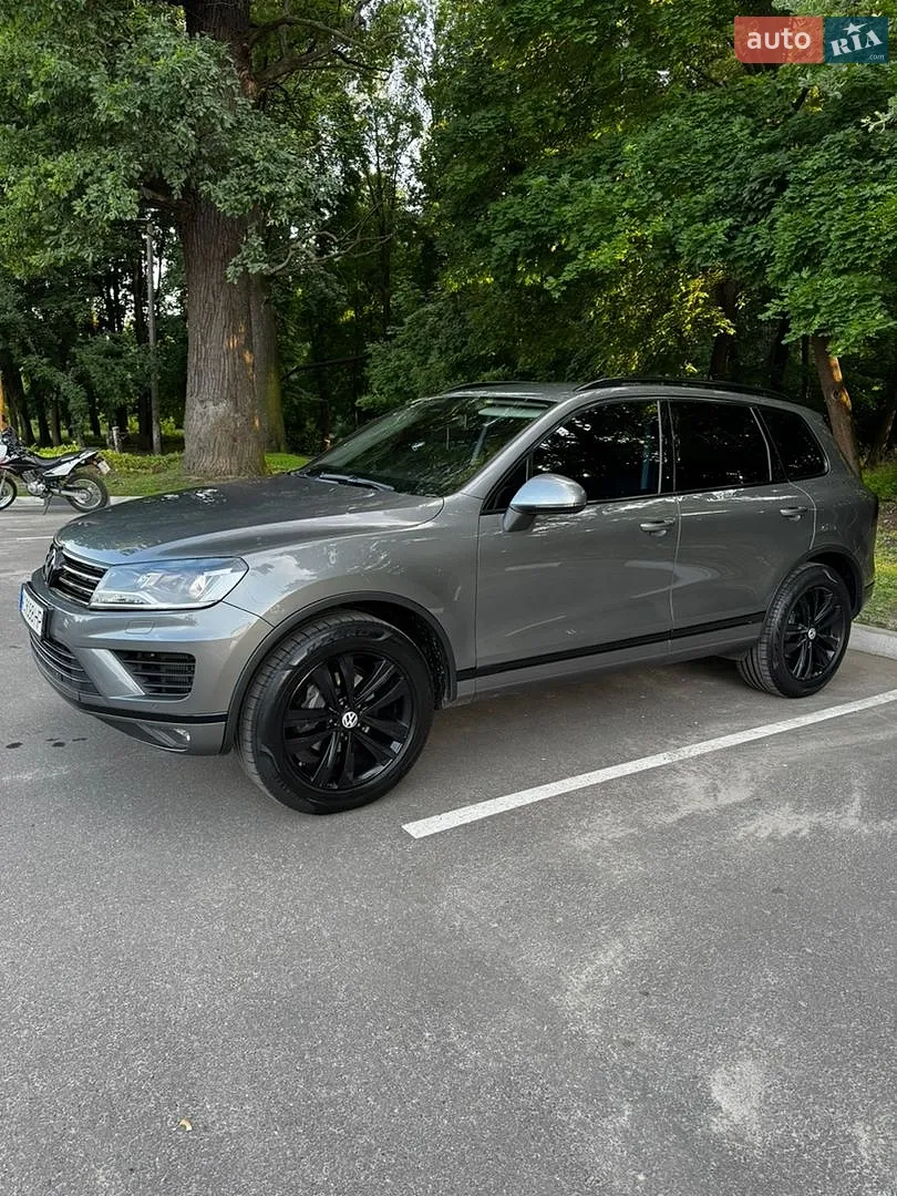 Volkswagen Touareg, 2015