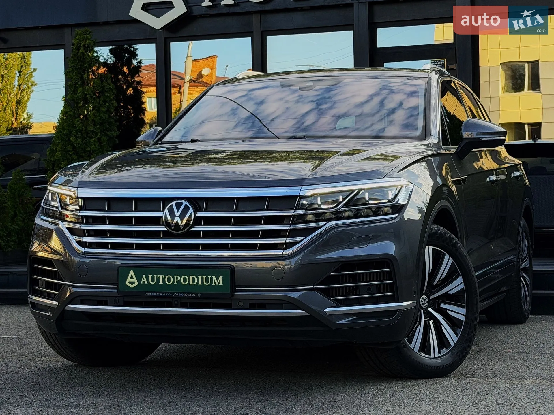 Volkswagen Touareg 2022 — 1