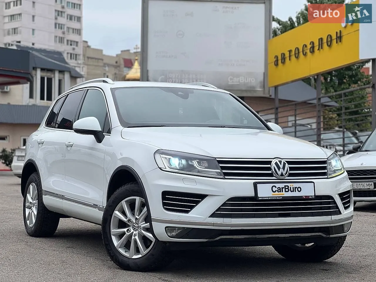 Volkswagen Touareg 2017 — 1