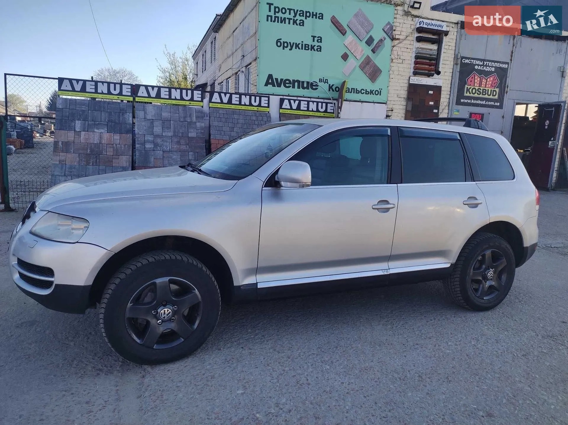 Volkswagen Touareg, 2004
