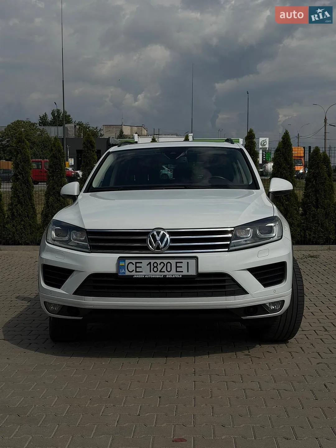 Volkswagen Touareg, 2015