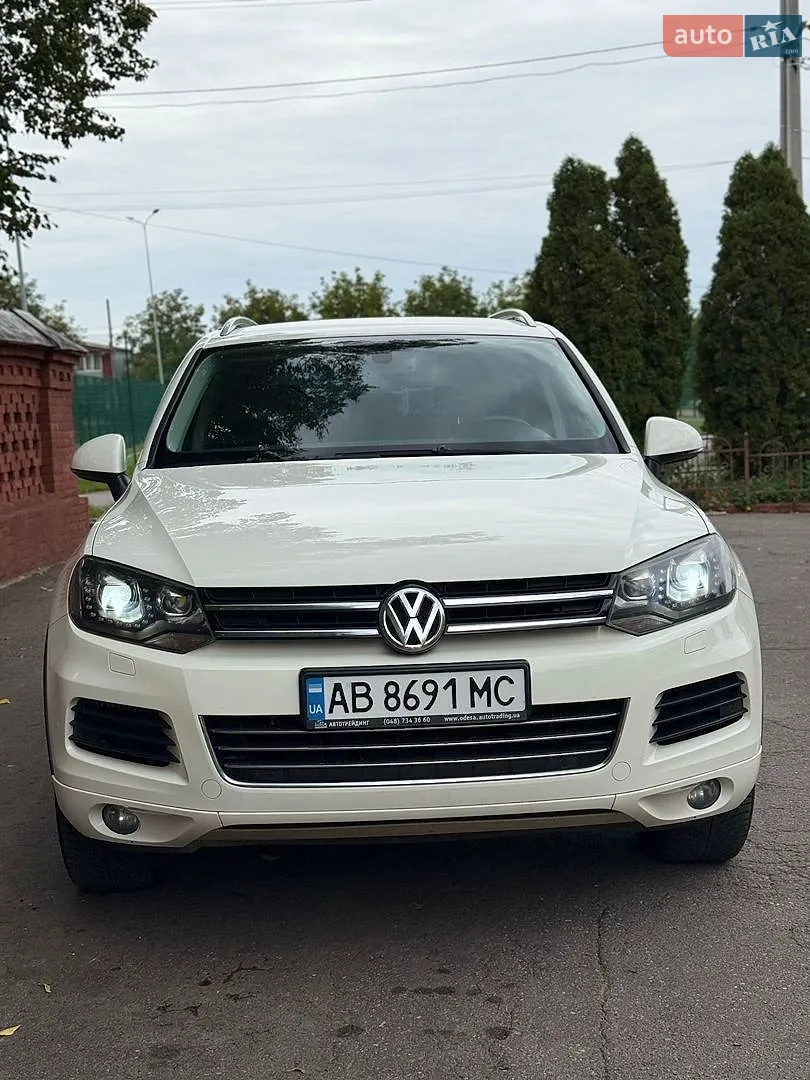Volkswagen Touareg, 2011