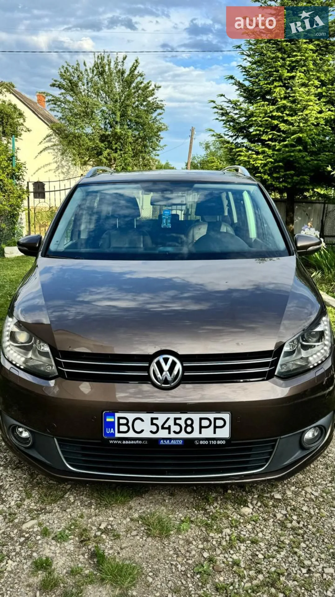 Volkswagen Touran, 2011