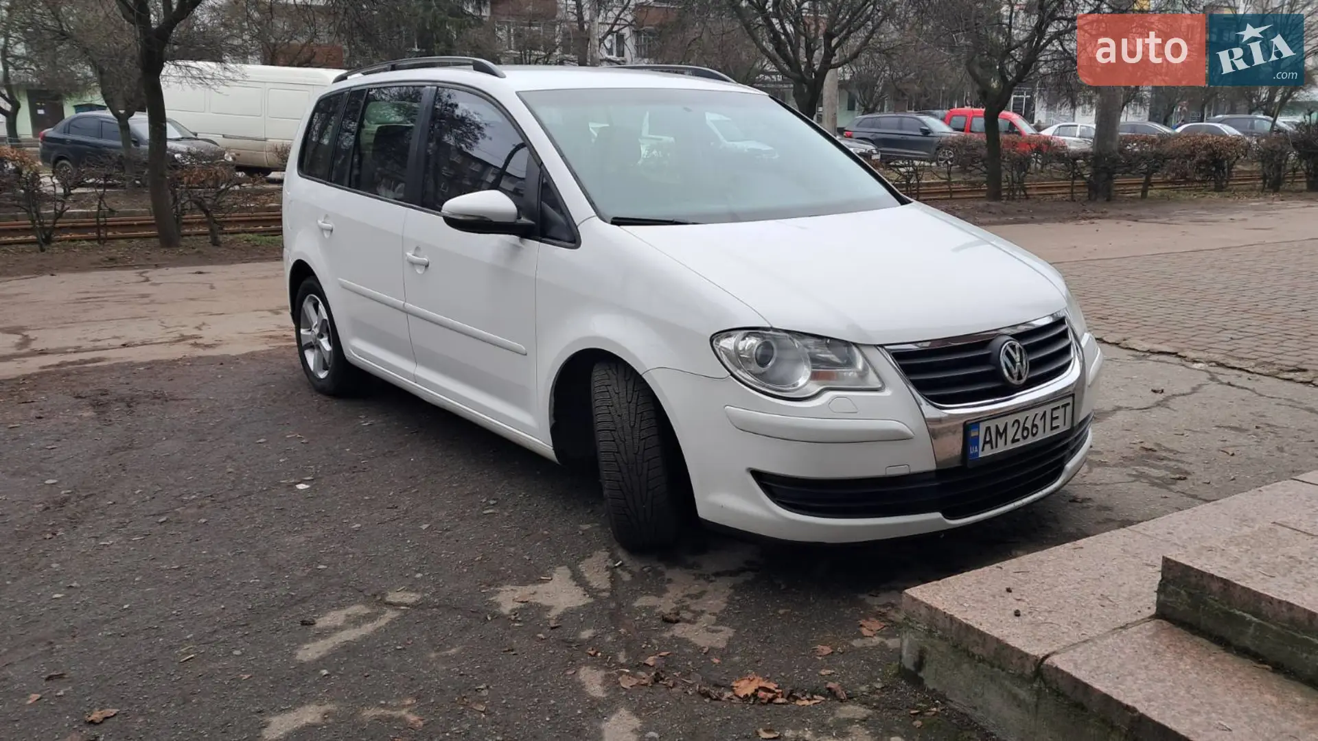 Volkswagen Touran, 2010
