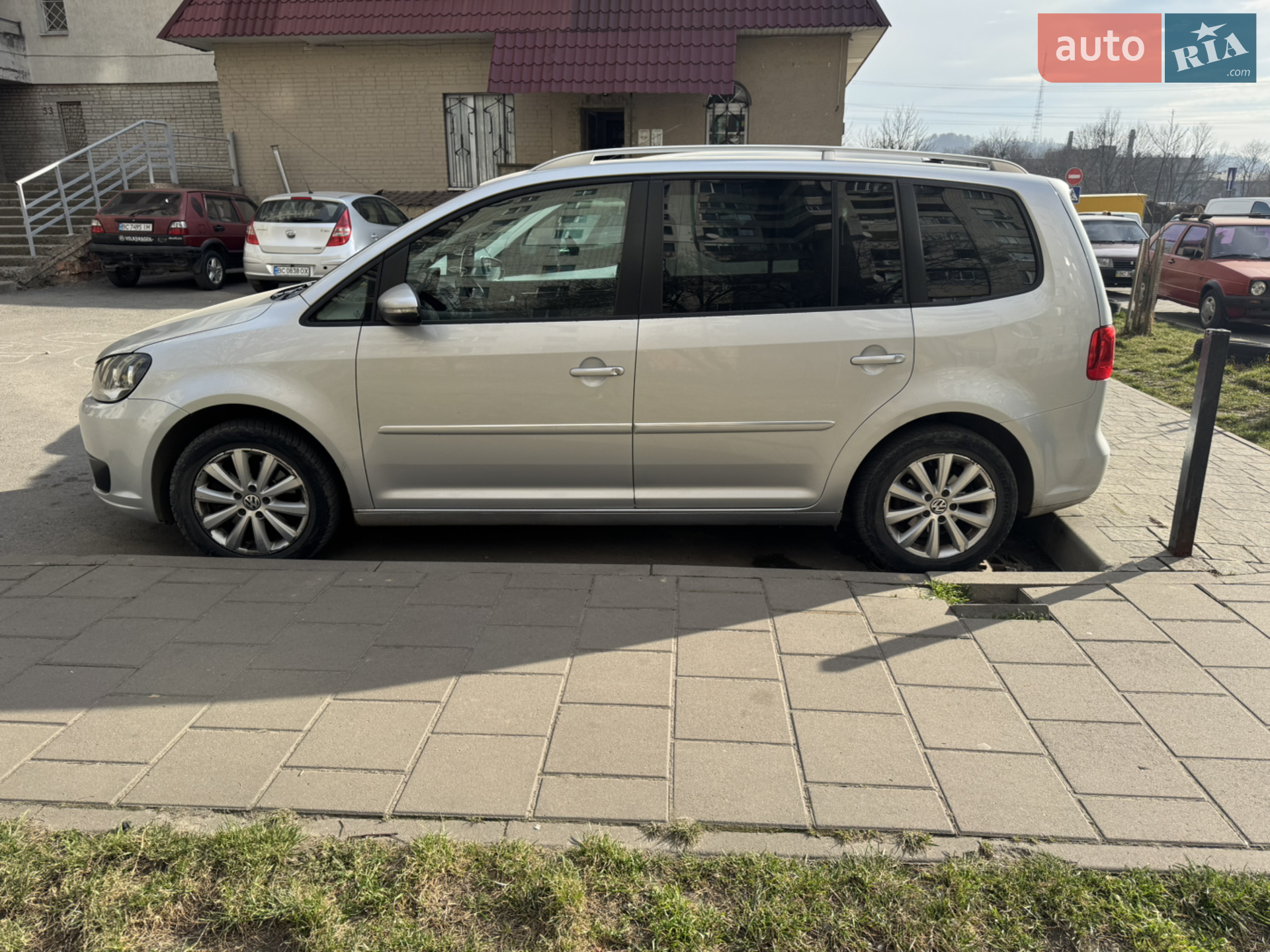 Volkswagen Touran, 2013