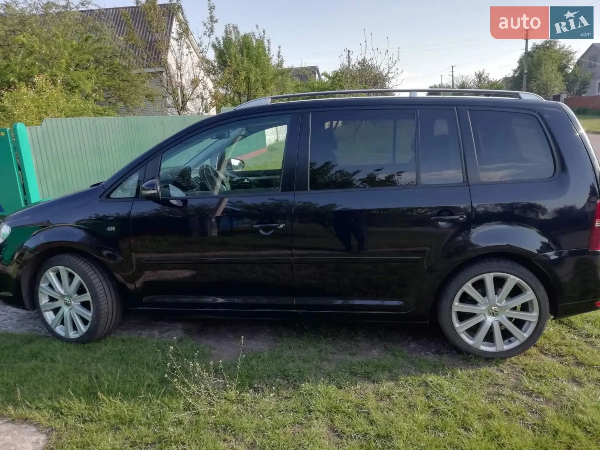 Volkswagen Touran, 2010