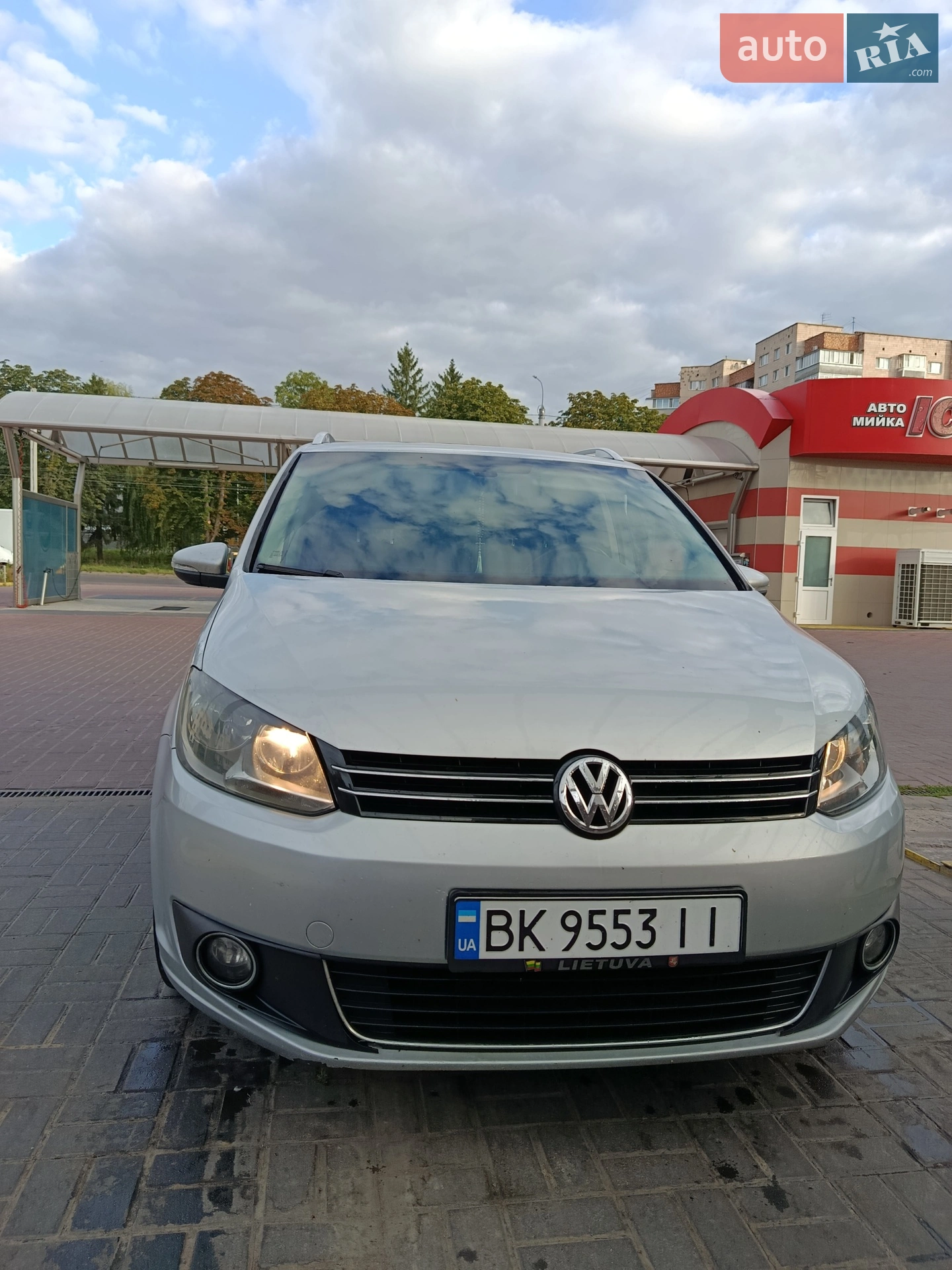 Volkswagen Touran, 2013