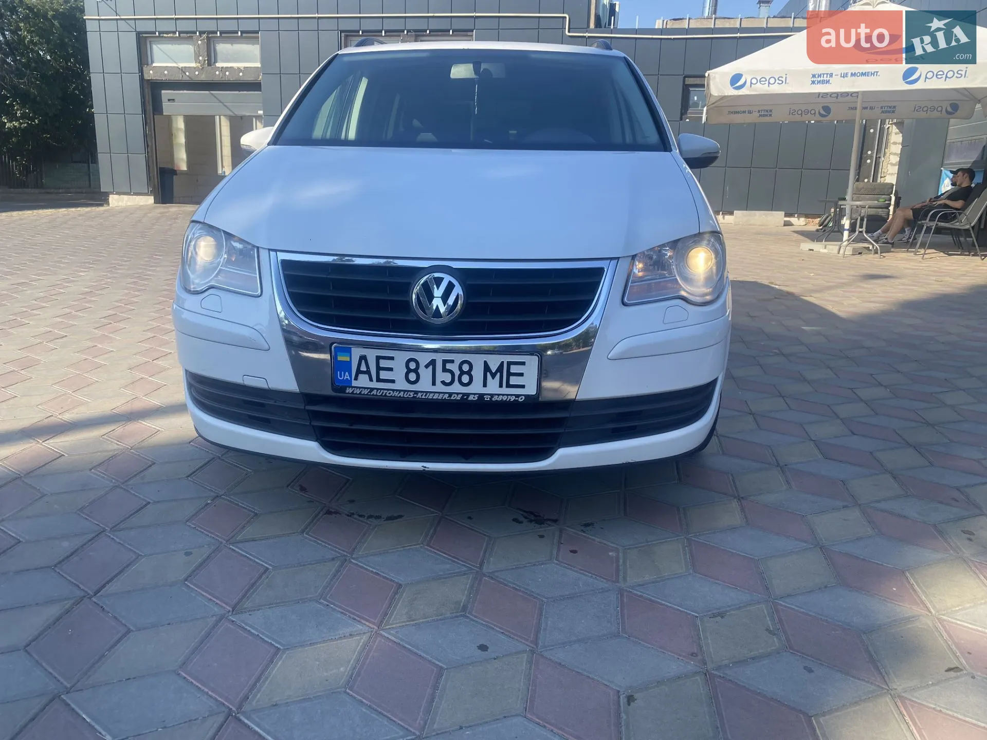 Volkswagen Touran, 2010