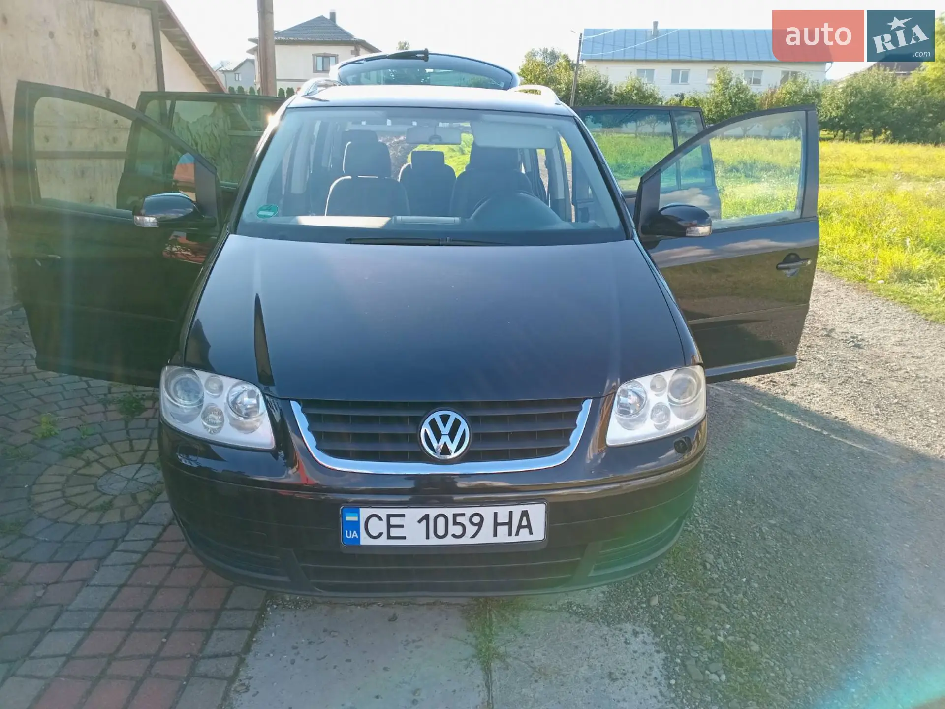Volkswagen Touran, 2004