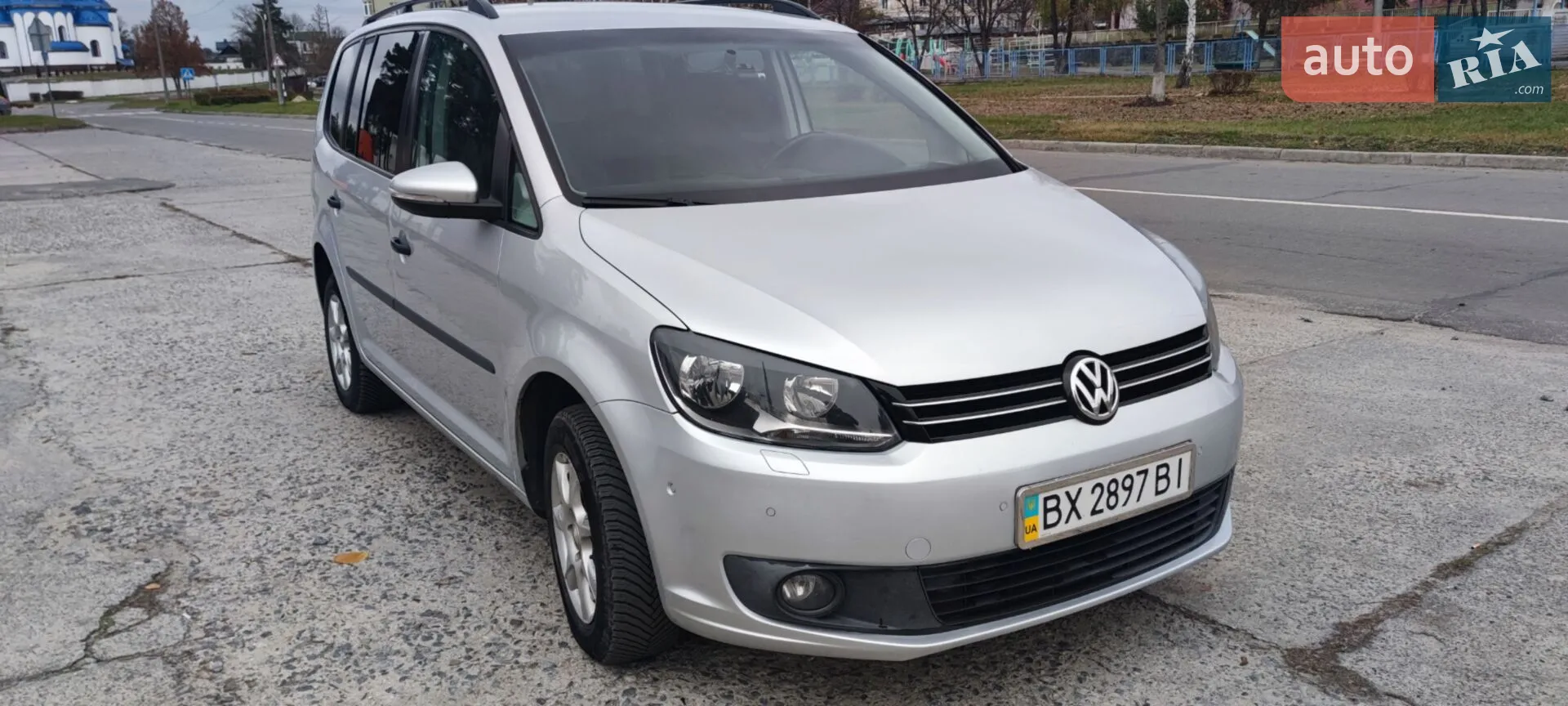 Volkswagen Touran, 2010