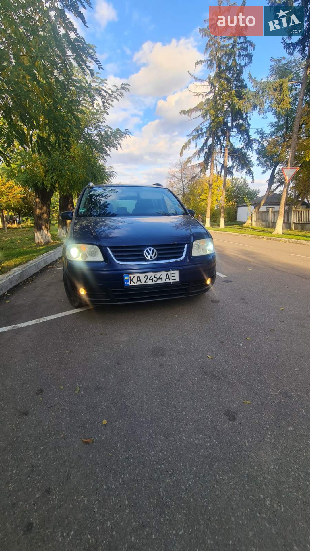 Volkswagen Touran, 2003