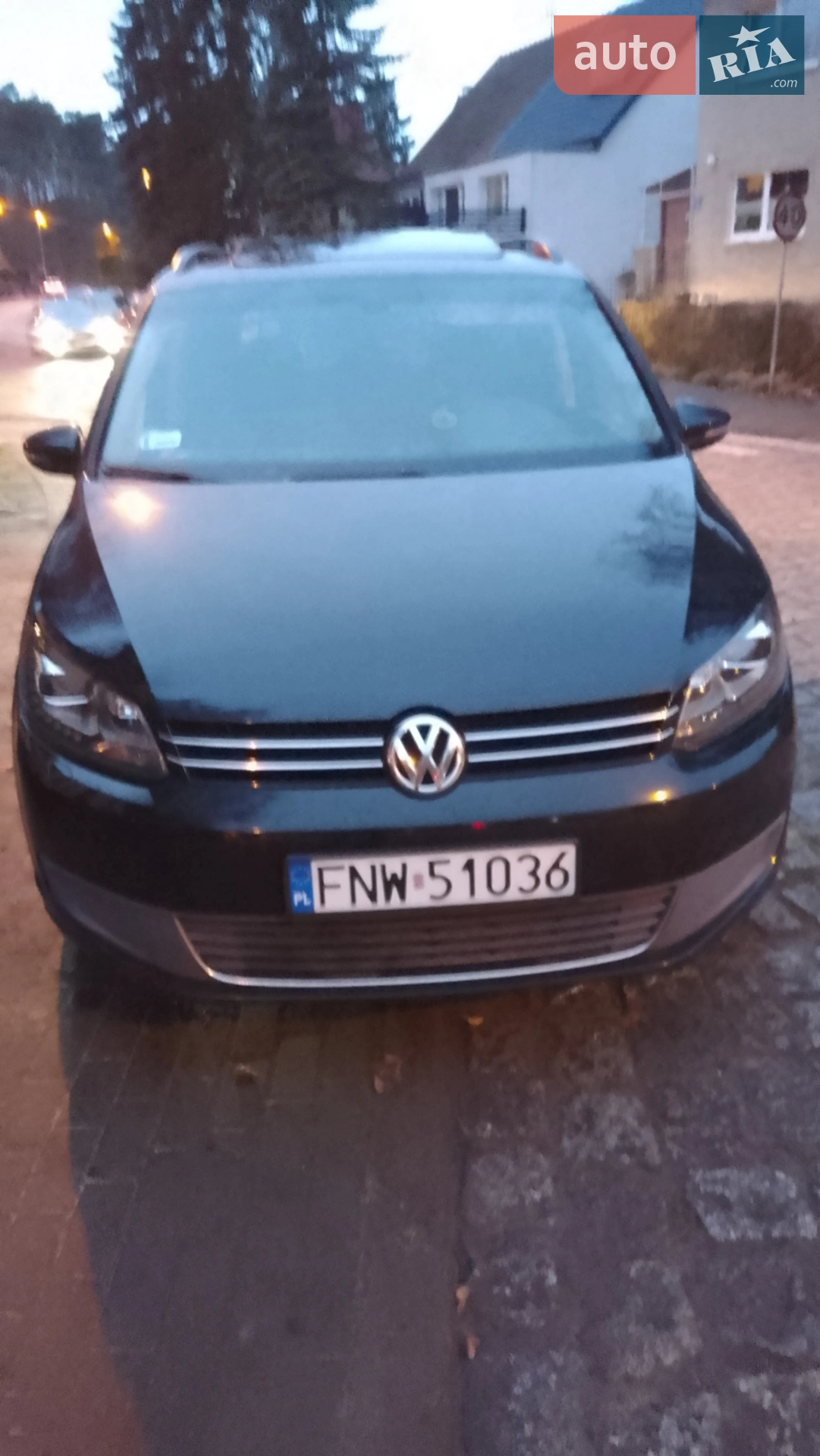 Volkswagen Touran, 2011