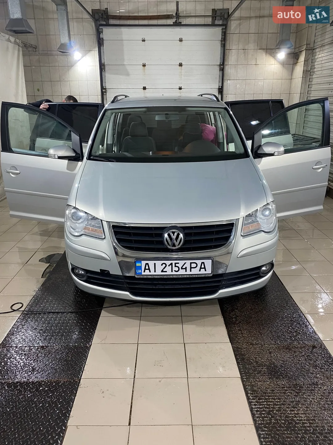 Volkswagen Touran, 2009