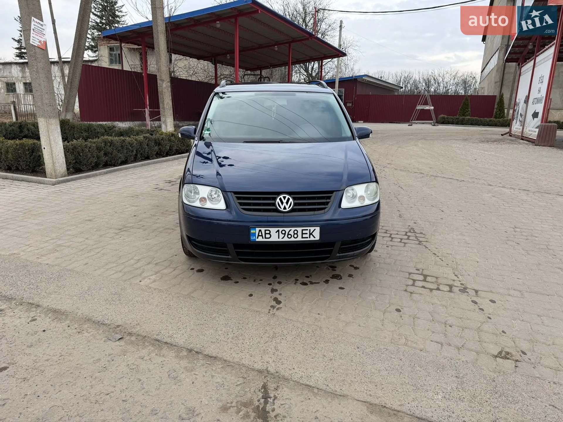 Volkswagen Touran, 2004
