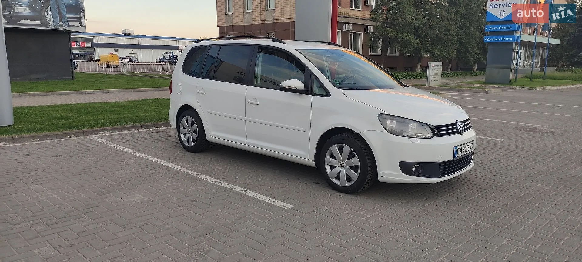 Volkswagen Touran, 2013