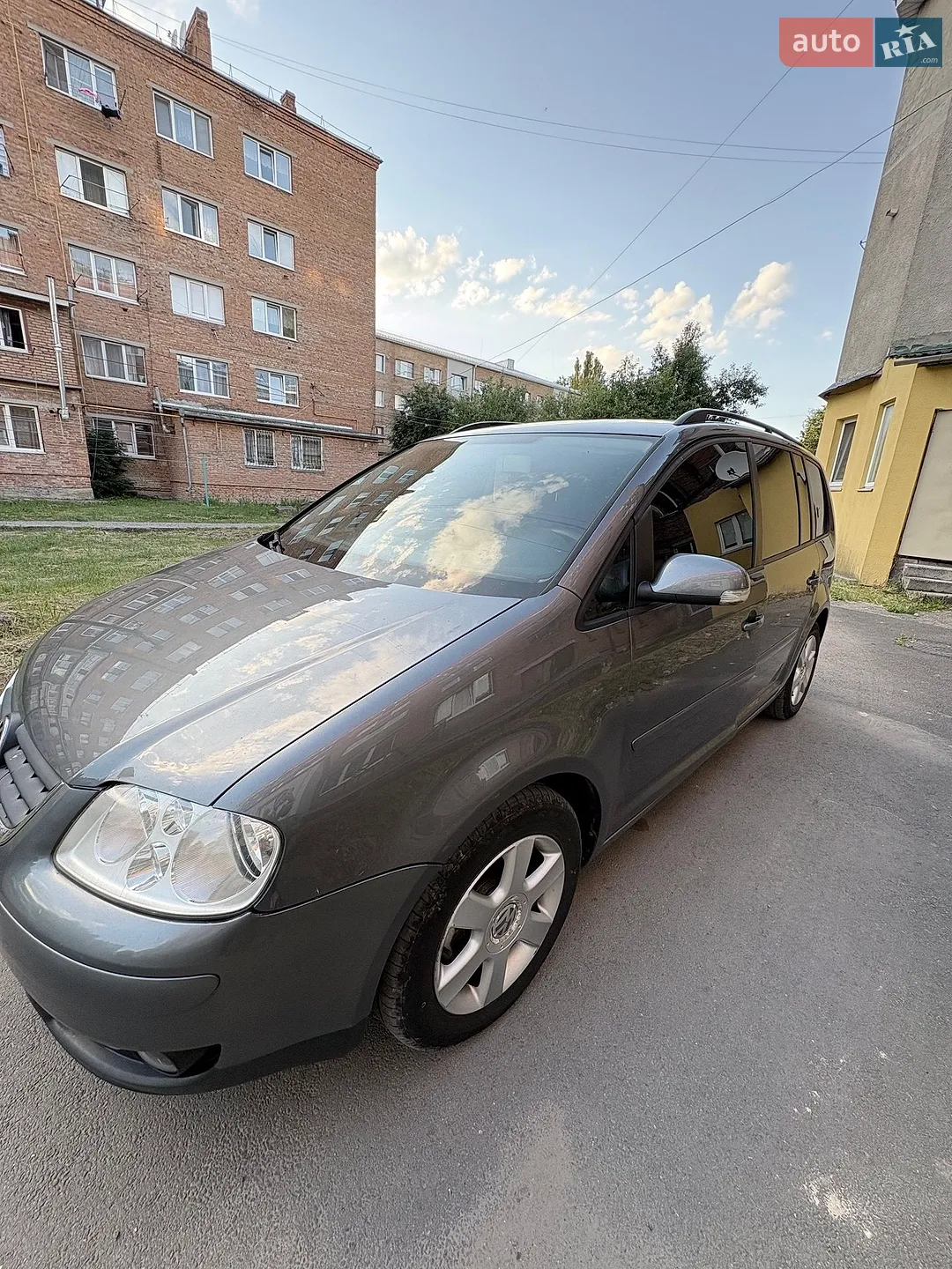 Volkswagen Touran, 2006