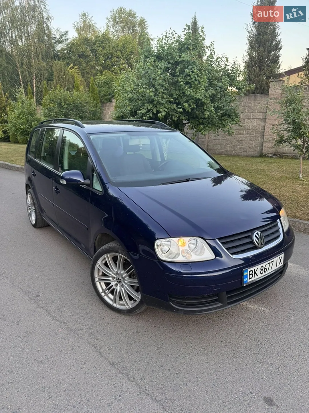 Volkswagen Touran, 2005