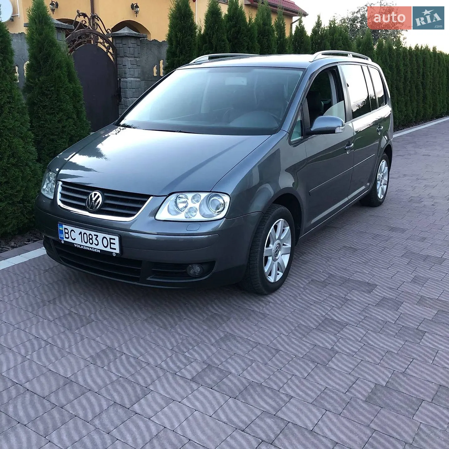 Volkswagen Touran, 2004