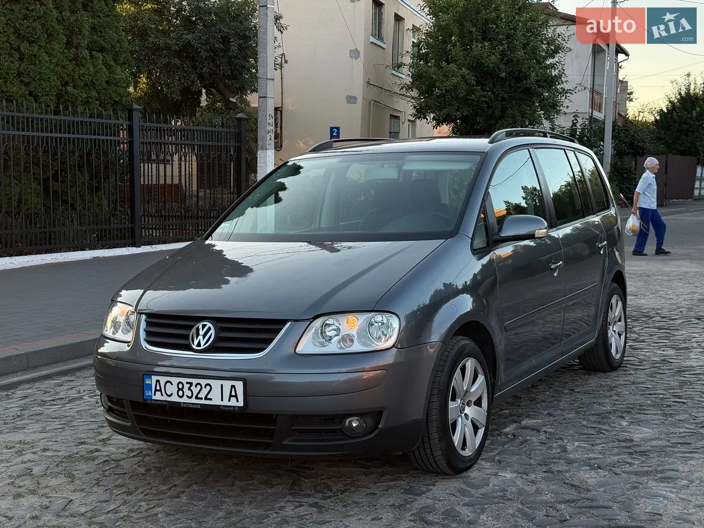 Volkswagen Touran, 2006