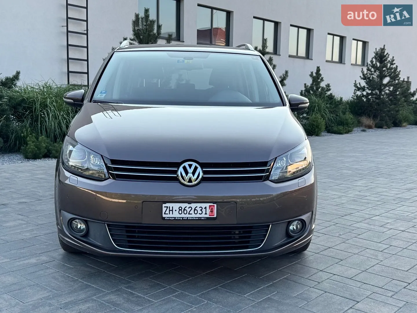 Volkswagen Touran, 2011