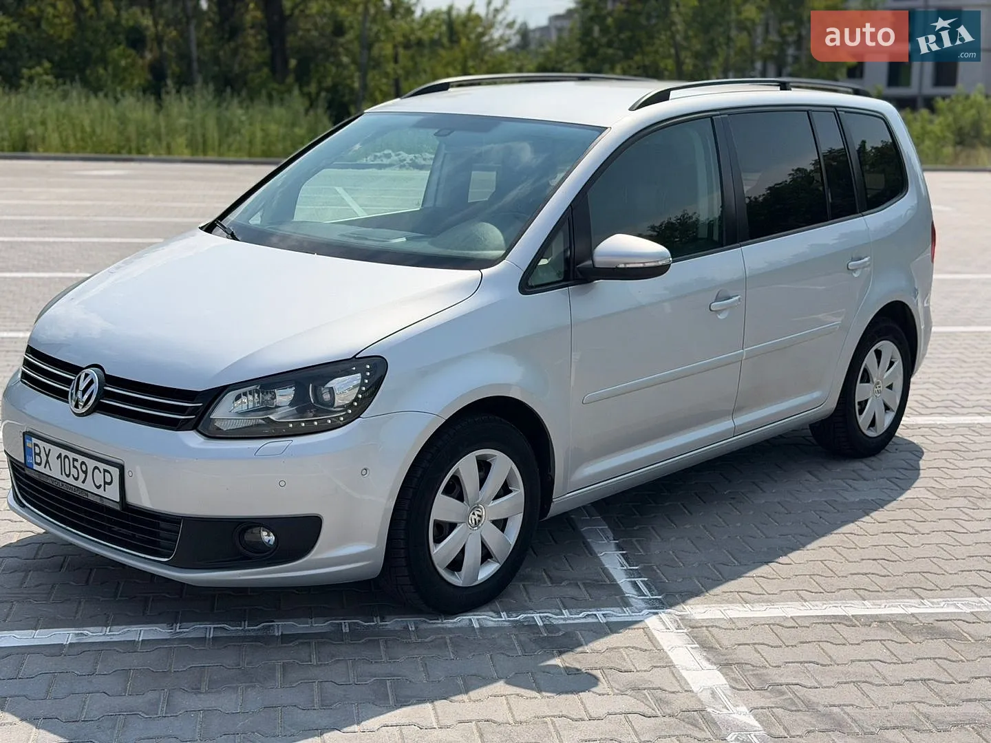 Volkswagen Touran, 2012