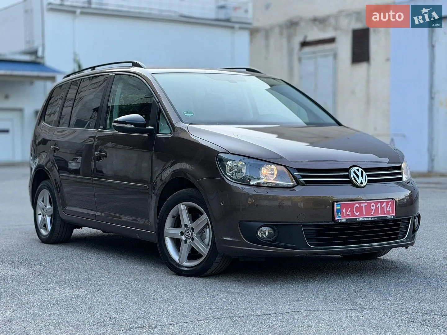 Volkswagen Touran, 2012