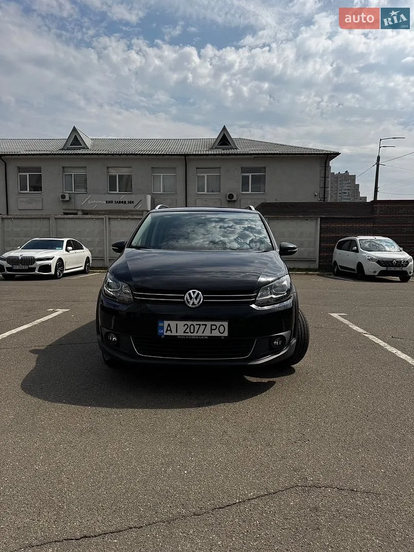 Volkswagen Touran, 2010
