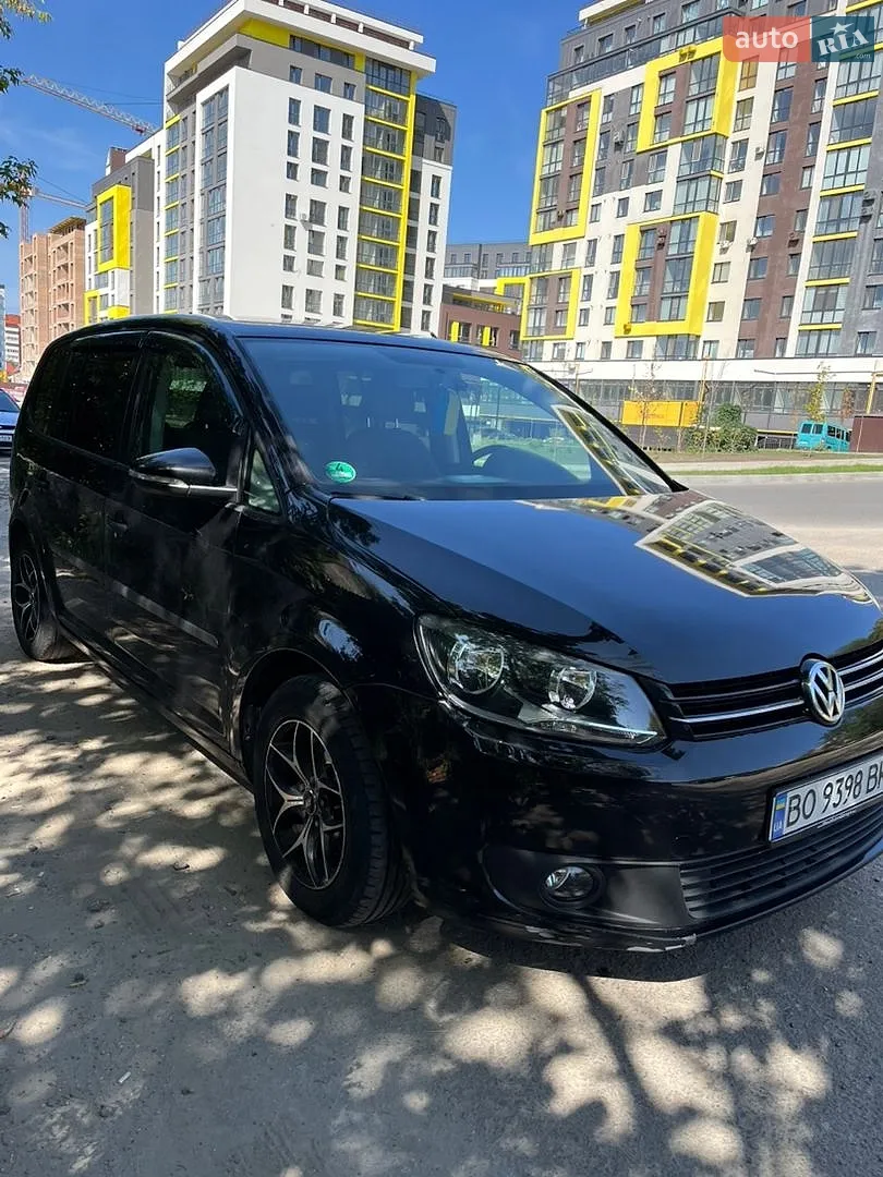 Volkswagen Touran, 2011