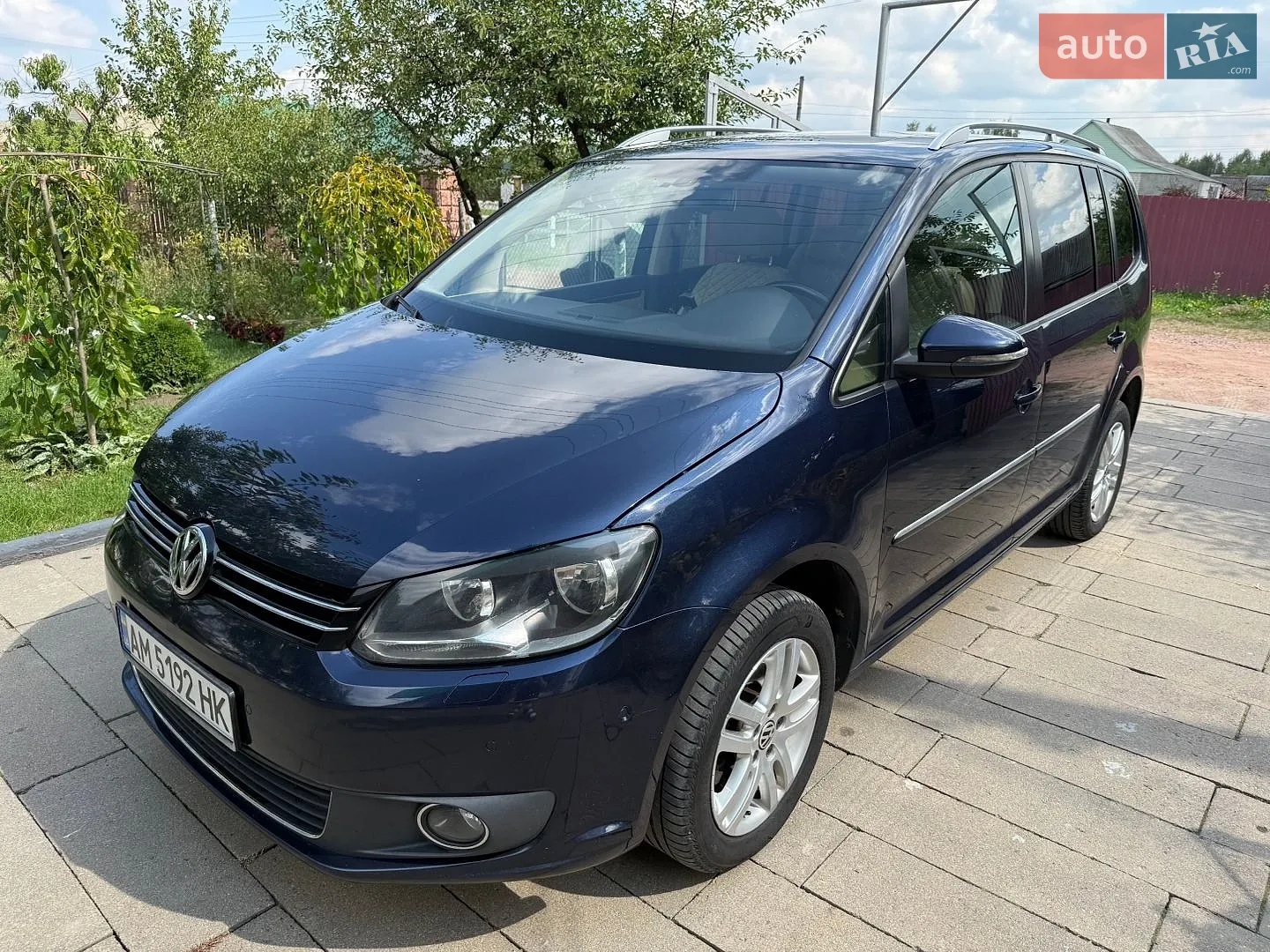Volkswagen Touran, 2012