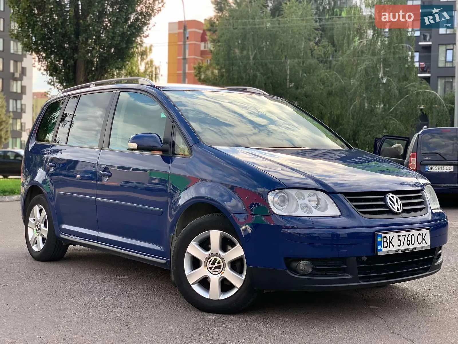 Volkswagen Touran, 2004