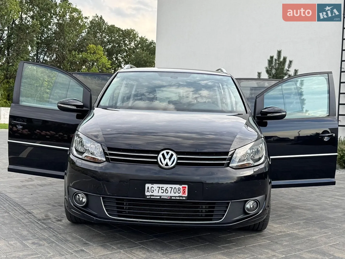 Volkswagen Touran, 2012