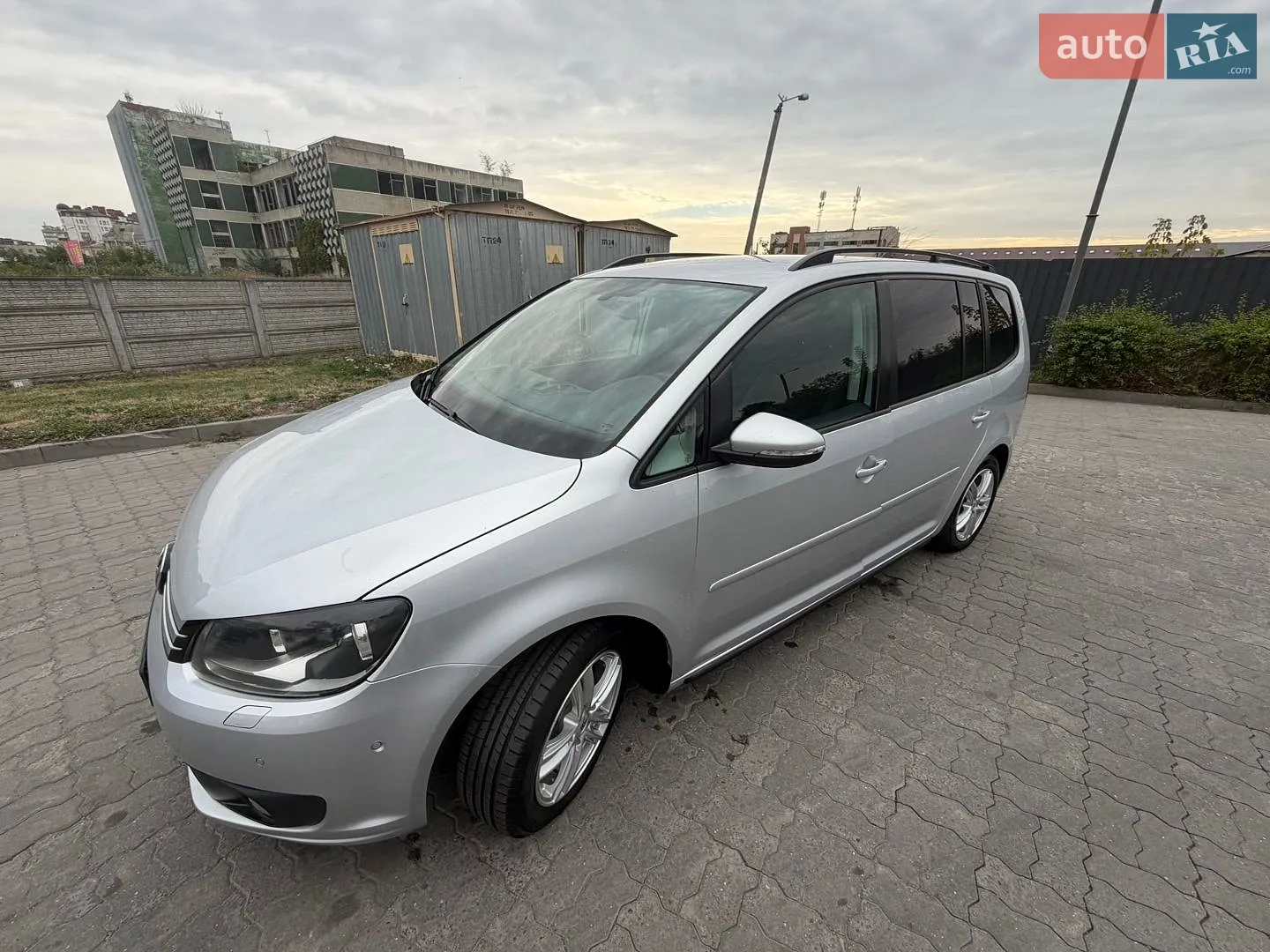 Volkswagen Touran, 2011