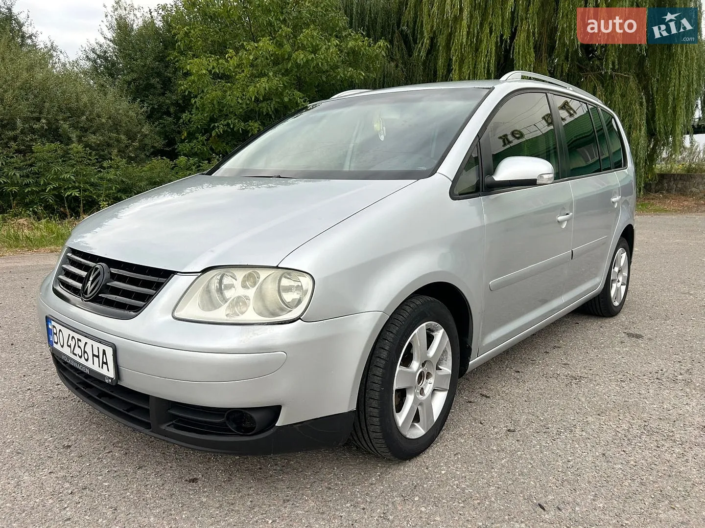 Volkswagen Touran, 2004